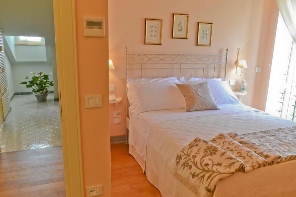 Villa Funari Country House Servigliano Room photo